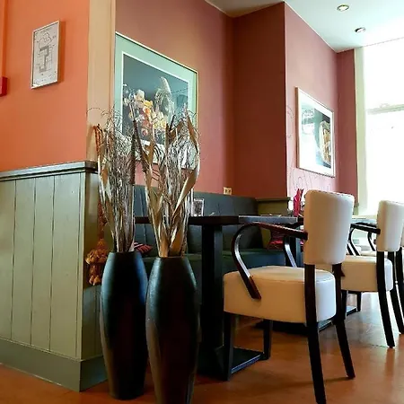 Ravel Hotel